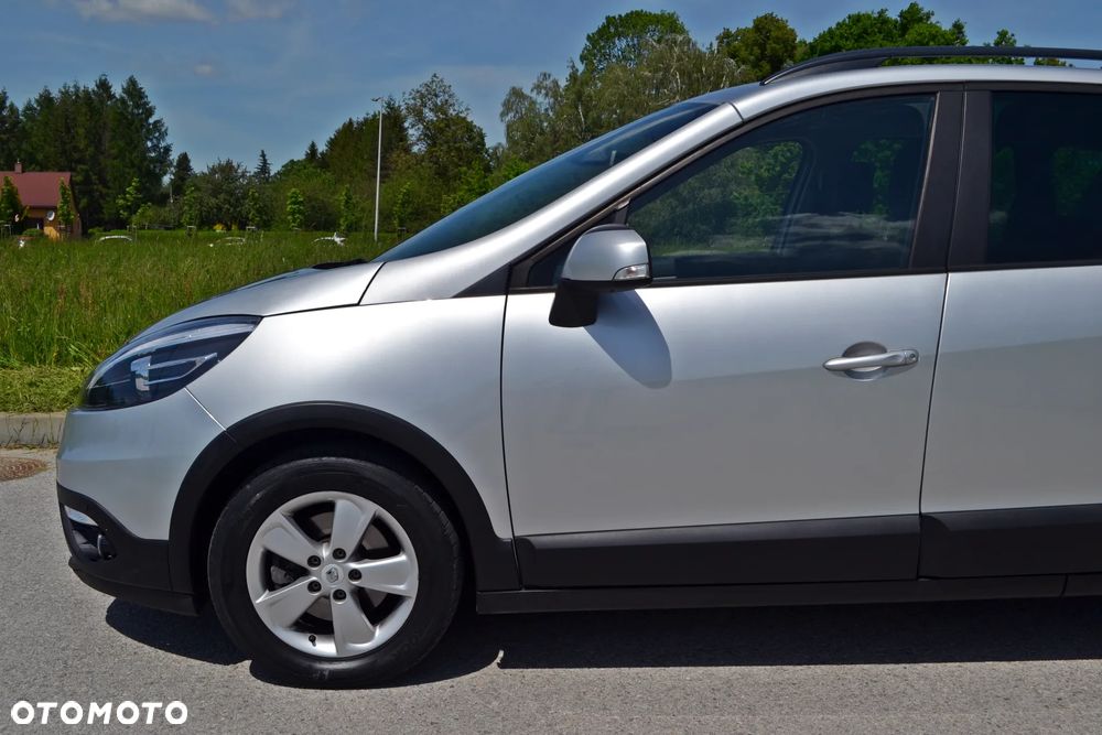 Renault Scenic - 10