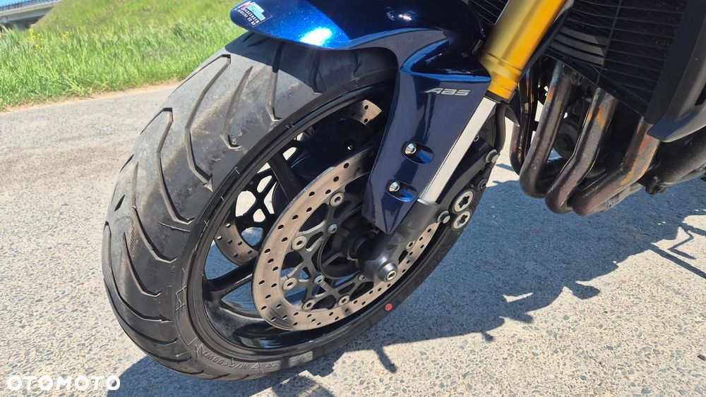 Yamaha FZ - 8