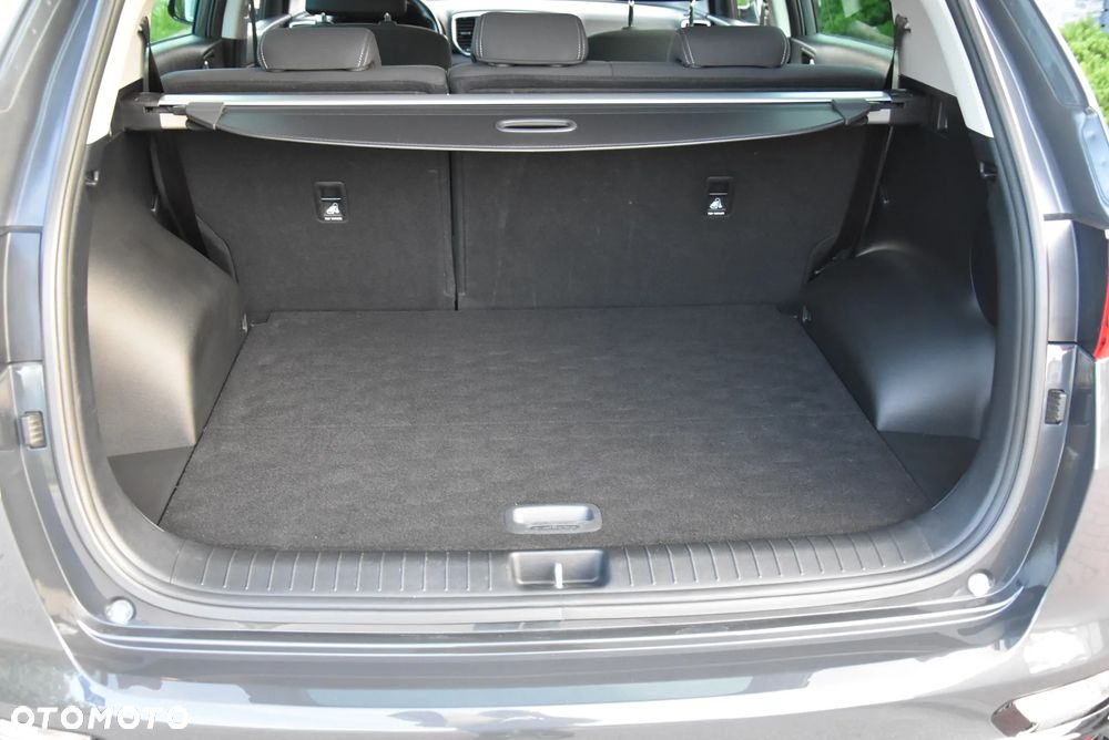 Kia Sportage 1.6 GDI 2WD DREAM-TEAM EDITION - 37