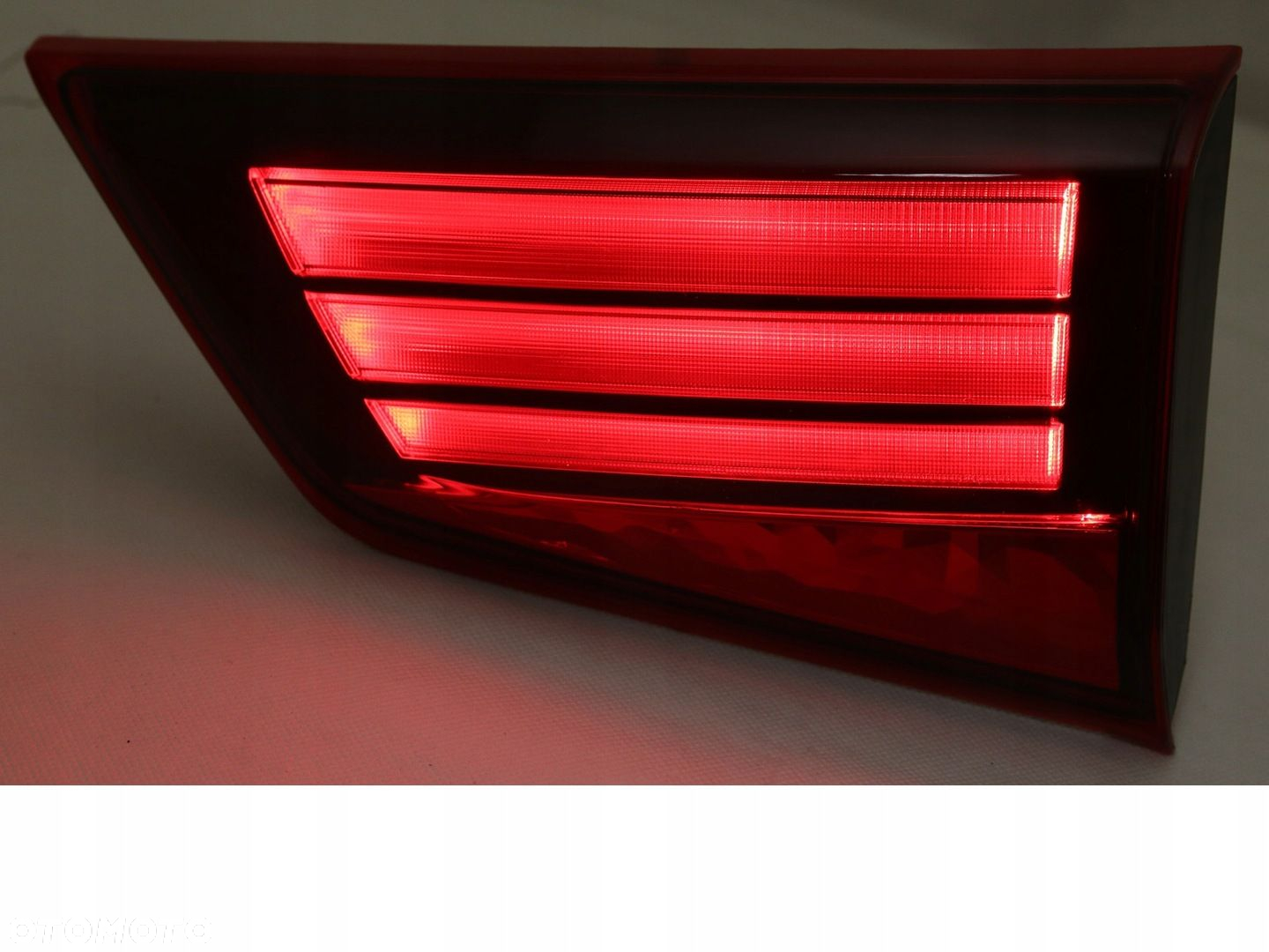 Lampa tyl led Mitsubishi Outlander III 3 Lift 2015 - 11