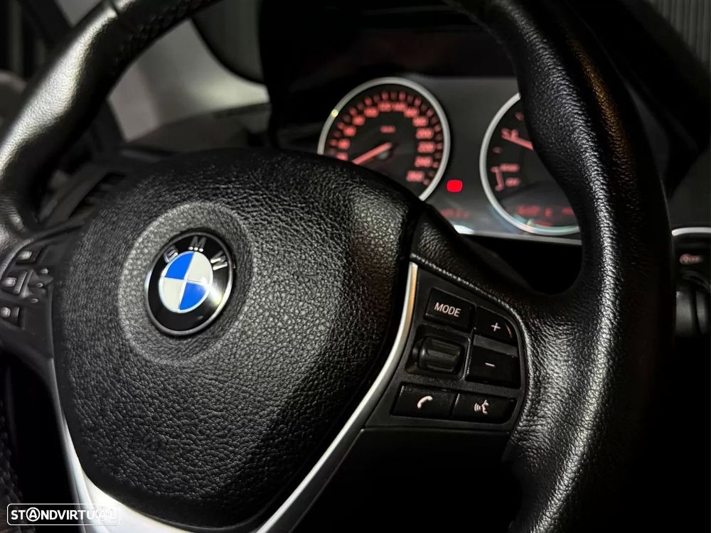 BMW 116 d Line Urban - 12