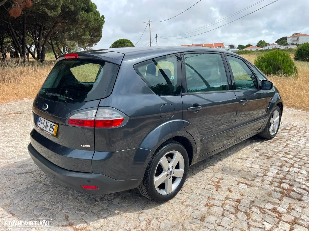 Ford S-Max 1.8 TDCi Titanium 7L - 4