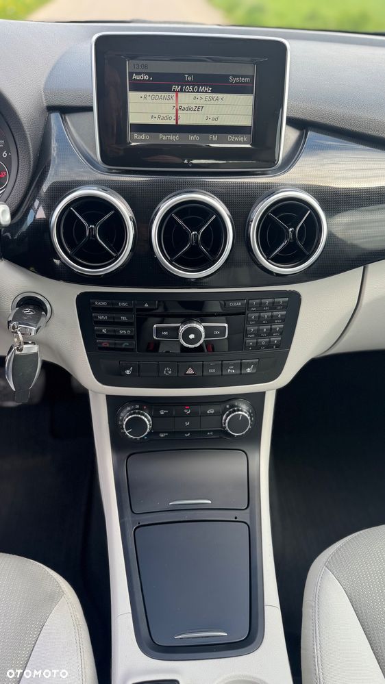 Mercedes-Benz Klasa B 180 d 7G-DCT Edition - 17