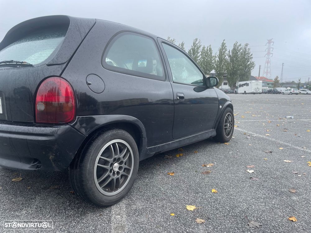Opel Corsa 1.5 TD Sport - 4