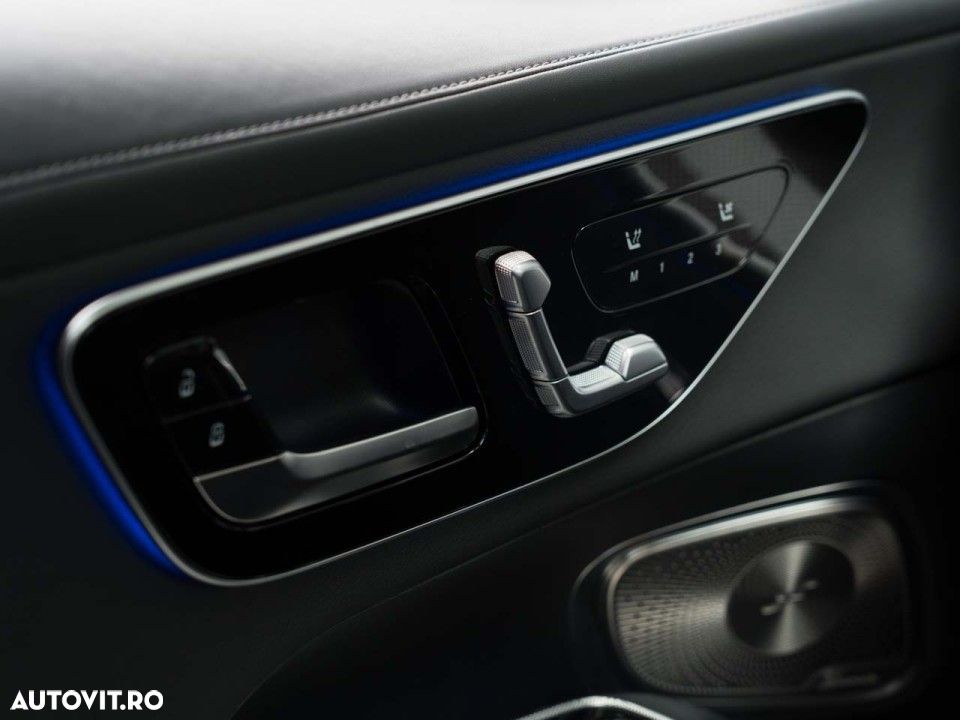 Mercedes-Benz GLC - 36