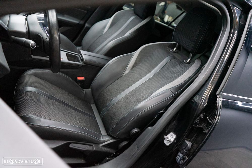 Peugeot 308 BlueHDi 130 EAT8 Allure Pack - 6