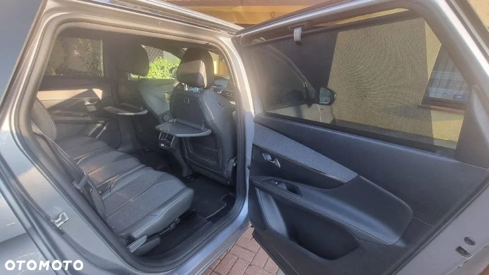 Peugeot 5008 1.6 PureTech GT Line S&S EAT8 - 9