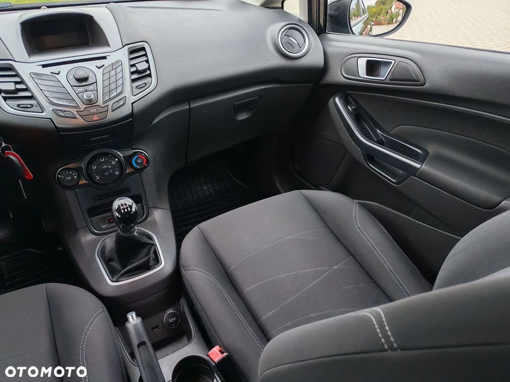 Ford Fiesta - 15