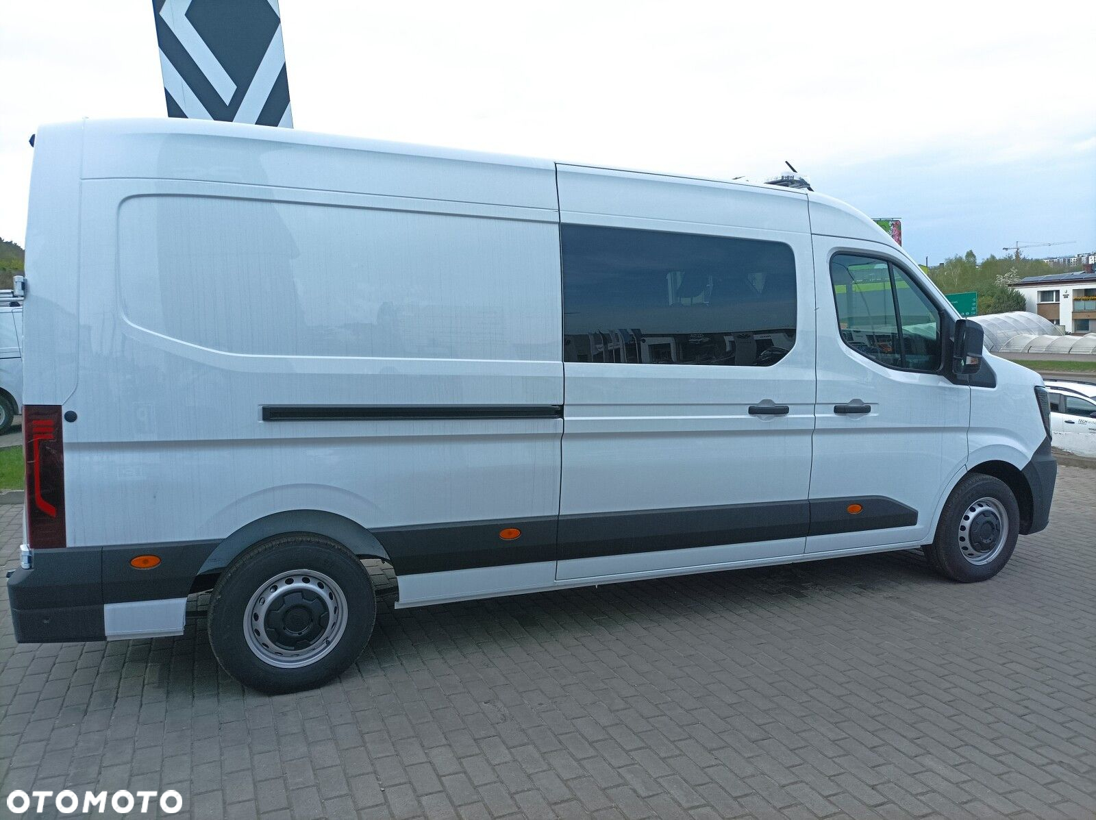 Renault Master Furgon FWD EXTRA 3,5T L3H2 2.0 dCi 170 - 8