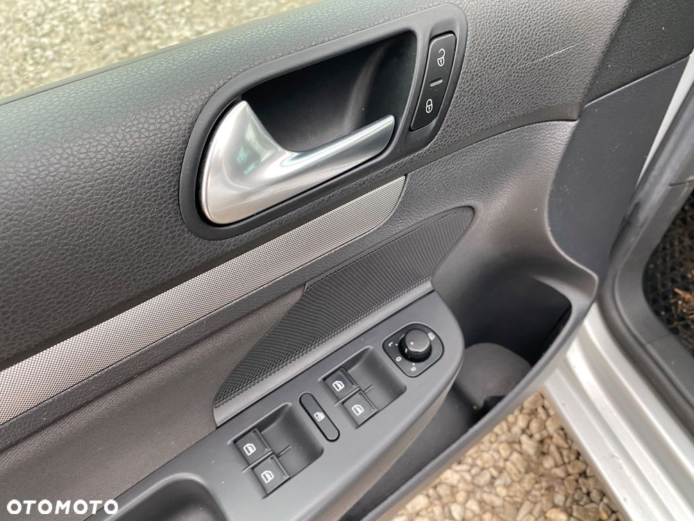 Volkswagen Golf 1.6 United - 21