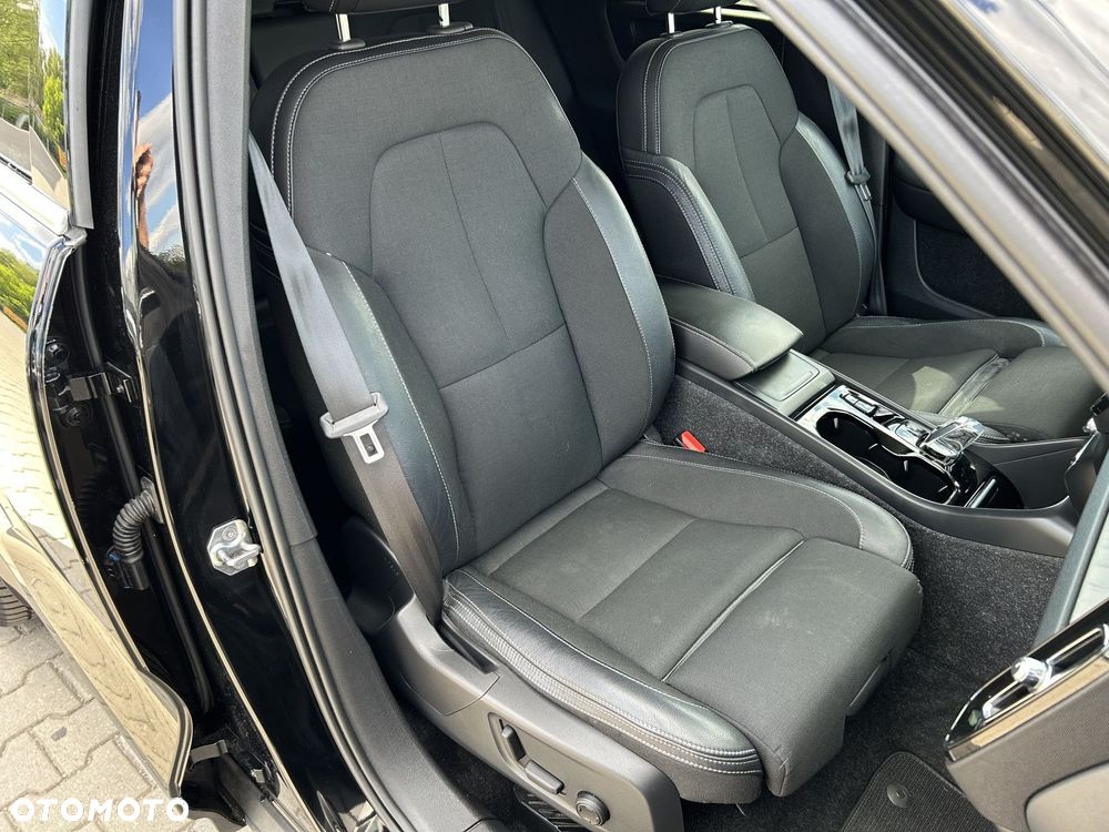 Volvo XC 40 - 28