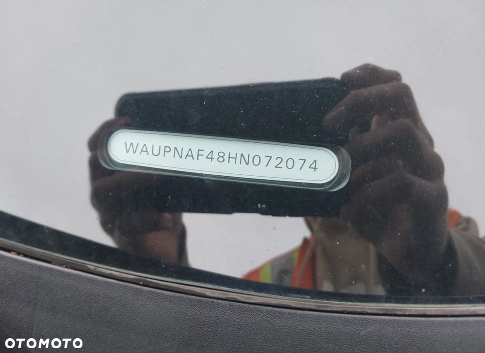 Audi A4 Limousine - 18