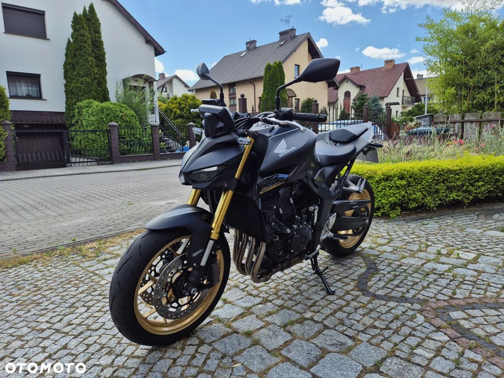 Honda CB - 3