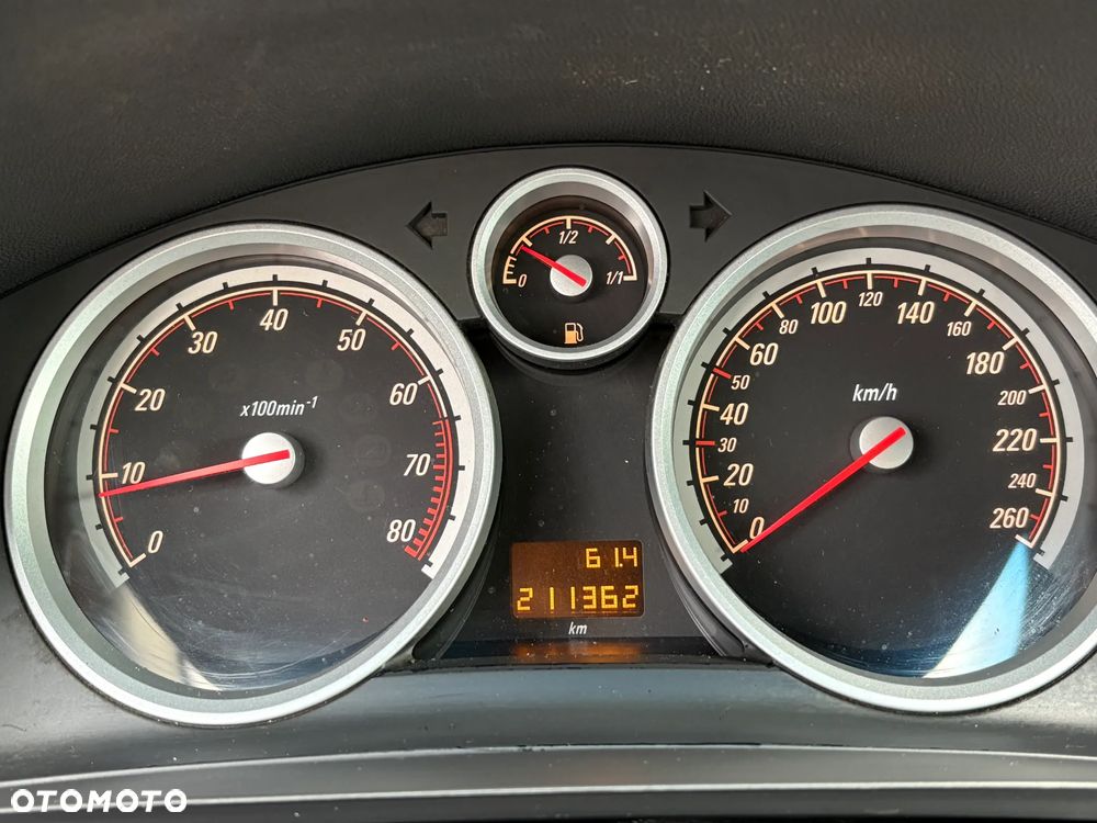 Opel Zafira 1.8 Sport - 16