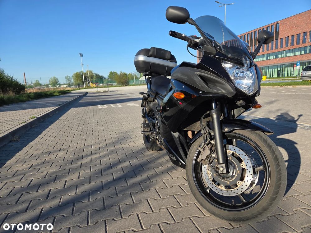 Yamaha XJ - 2