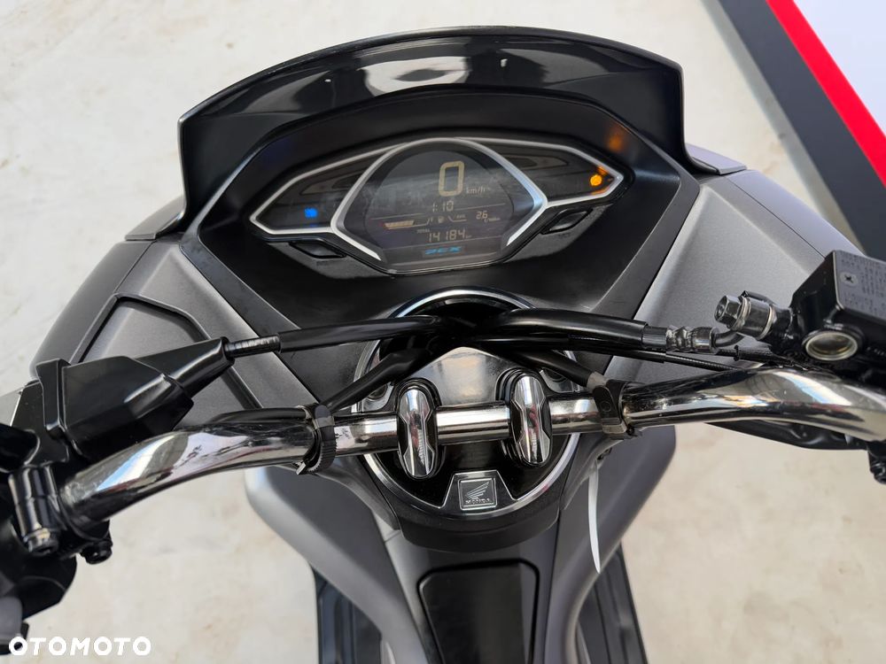 Honda PCX - 8