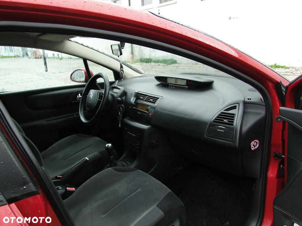 Citroën C4 1.6 HDi Magic - 8