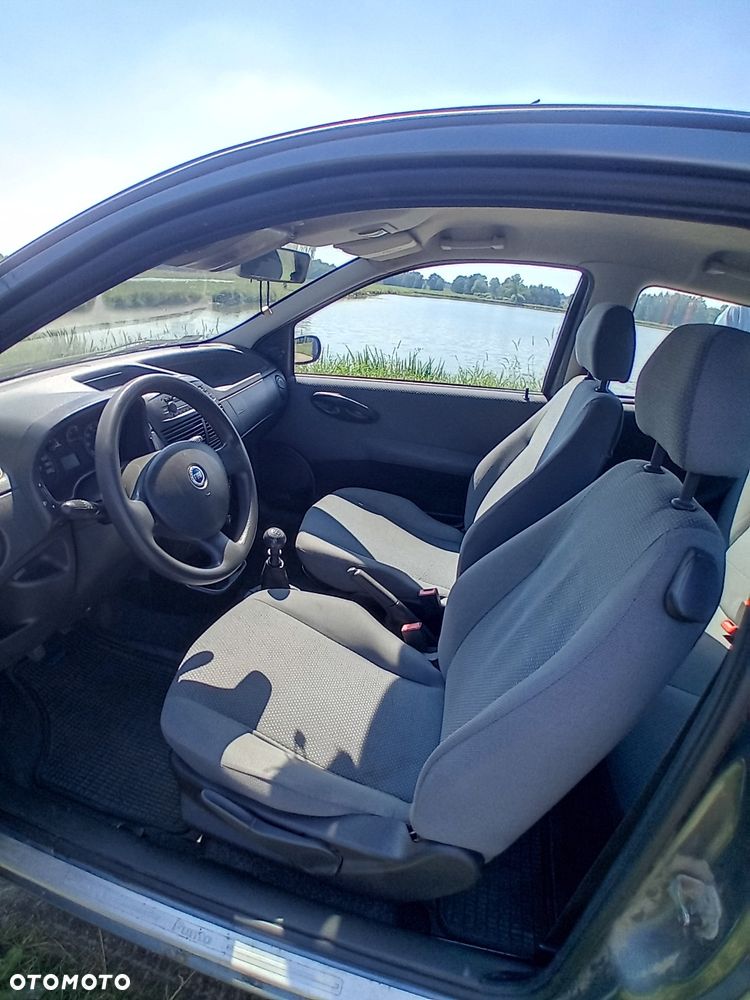 Fiat Punto - 5