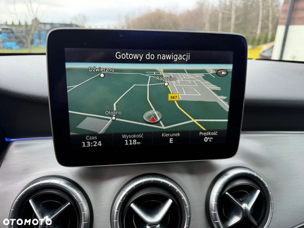 Mercedes-Benz CLA 180 AMG Line - 31