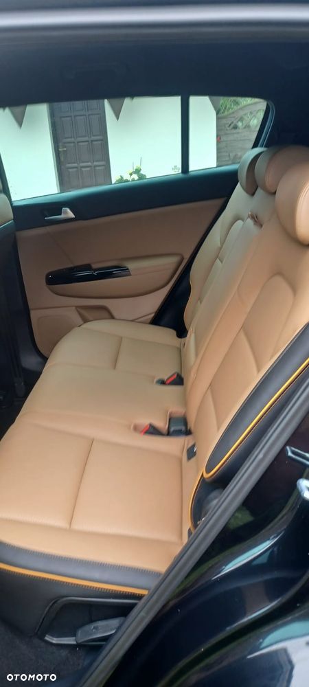 Kia Sportage 1.6 T-GDI Black Edition 4WD DCT - 8