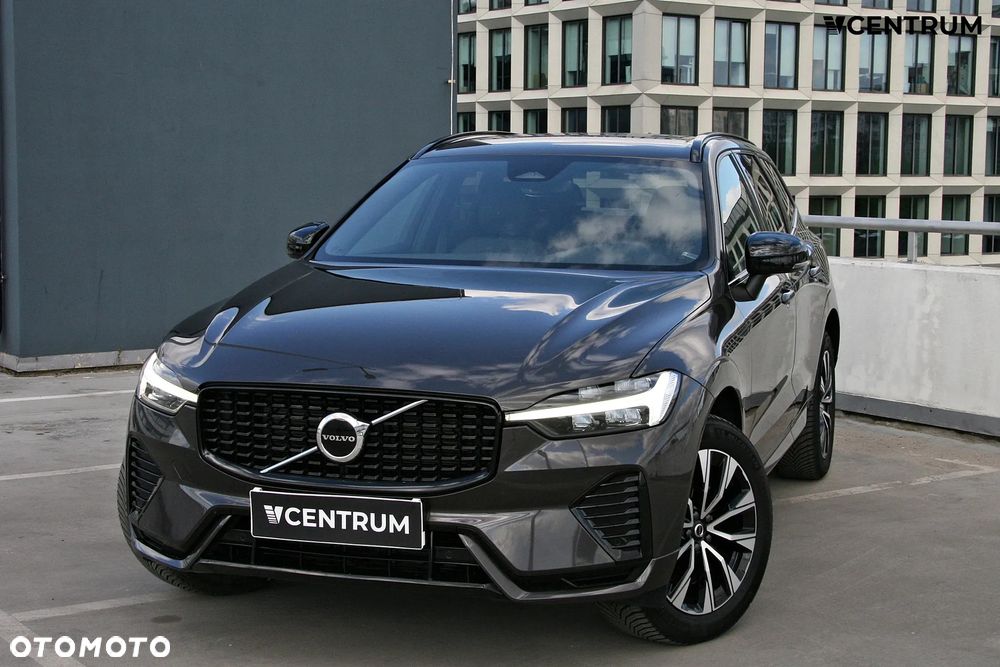 Volvo XC 60 B4 D AWD Plus Dark - 1