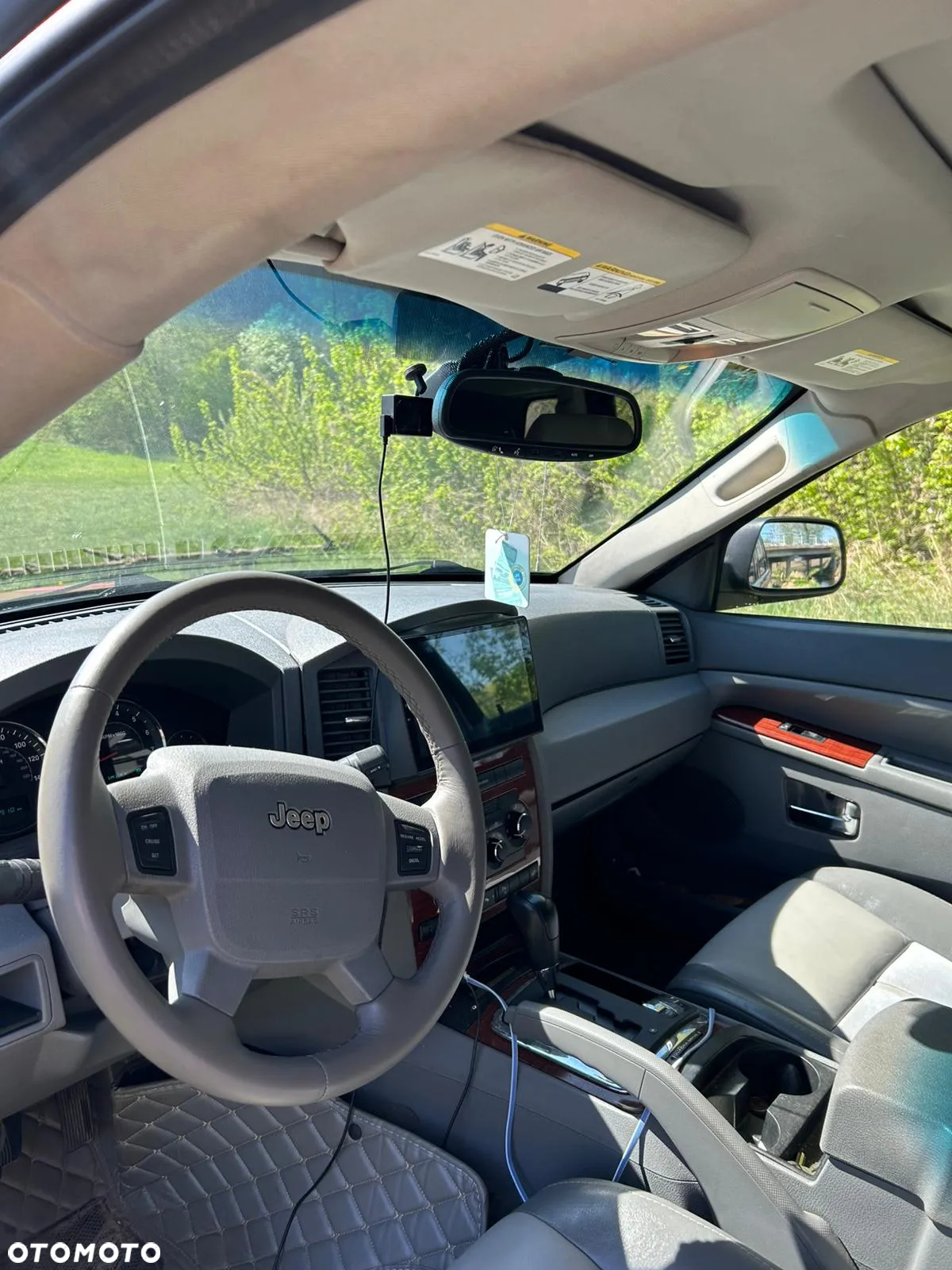 Jeep Grand Cherokee 5.7 V8 Overland - 28