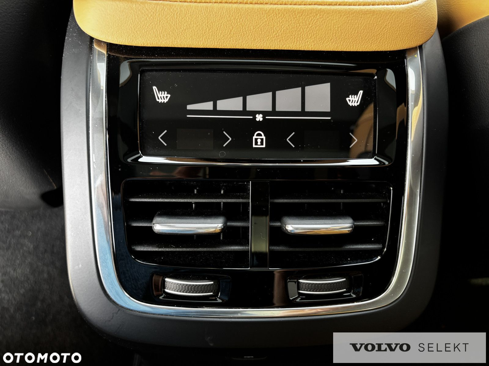 Volvo XC 90 - 27