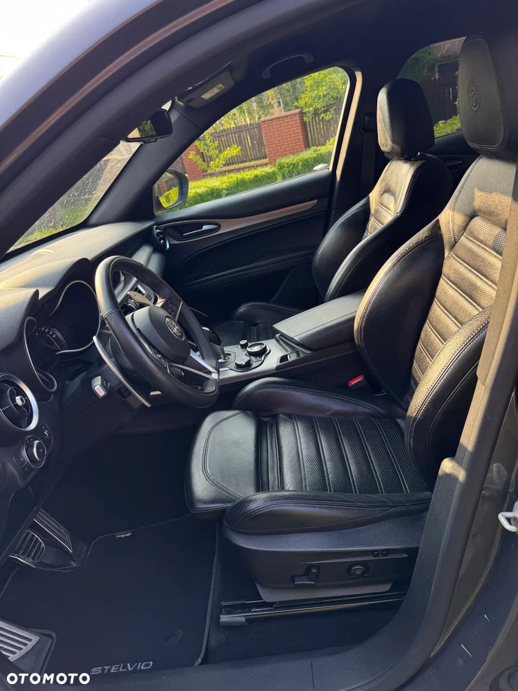 Alfa Romeo Stelvio 2.0 Turbo Super Q4 - 3