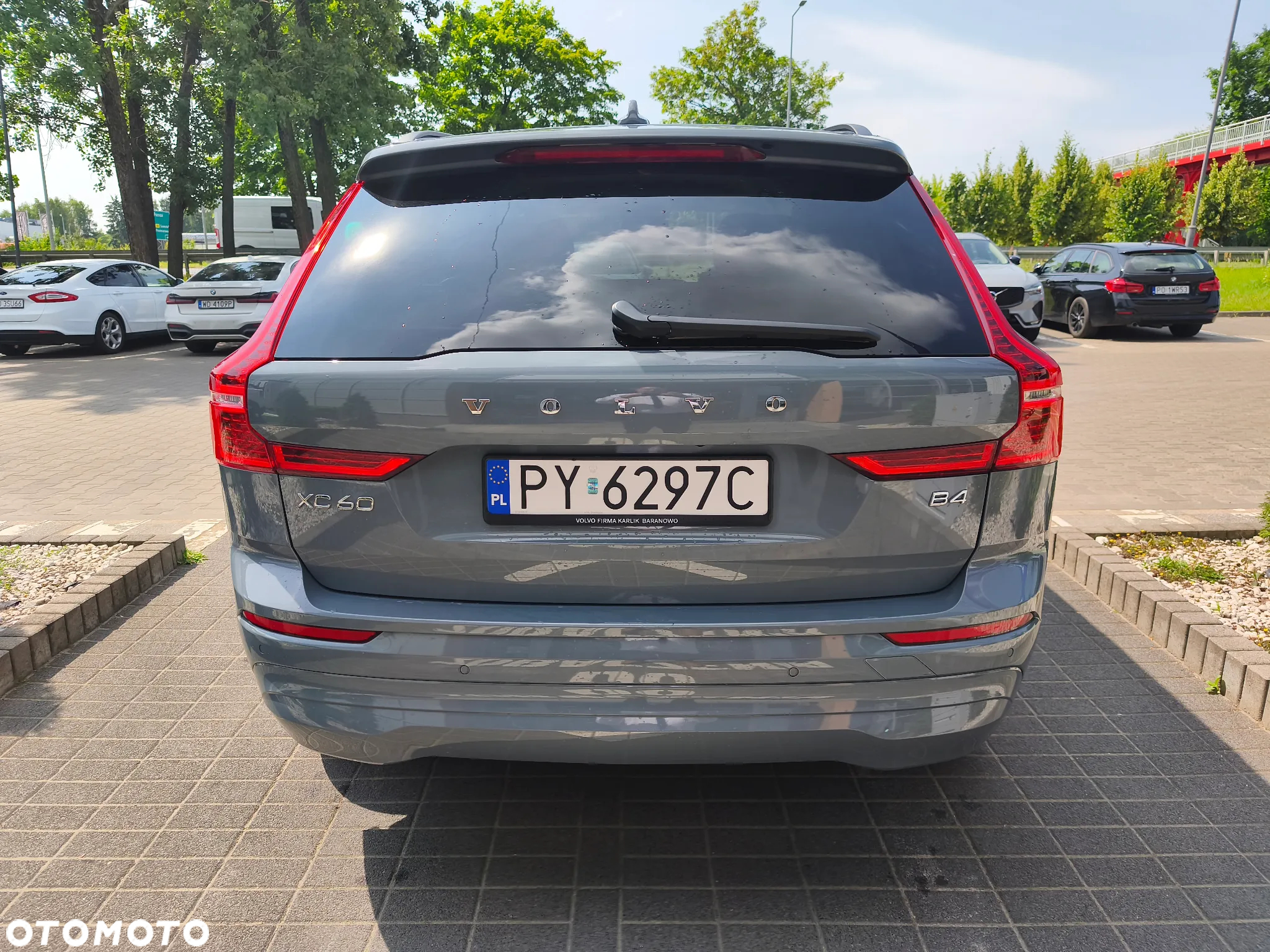 Volvo XC 60 - 4