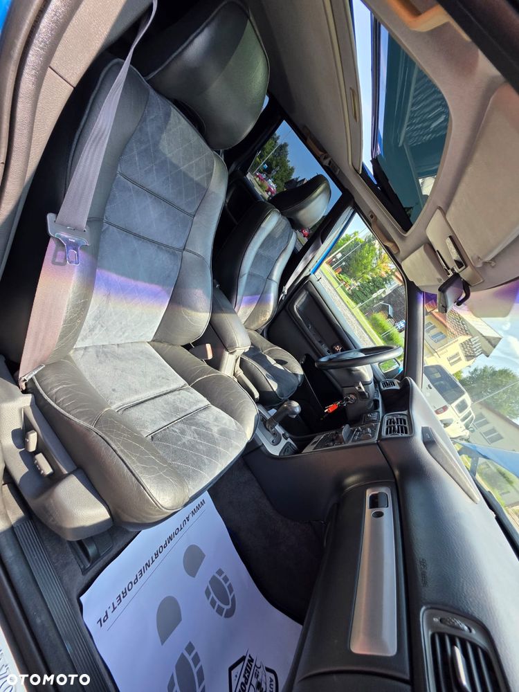 Volvo V70 R 2.3 AWD - 26