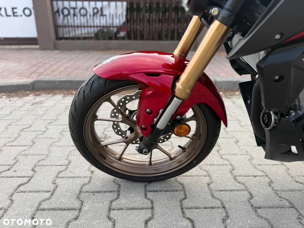 Honda CB - 23