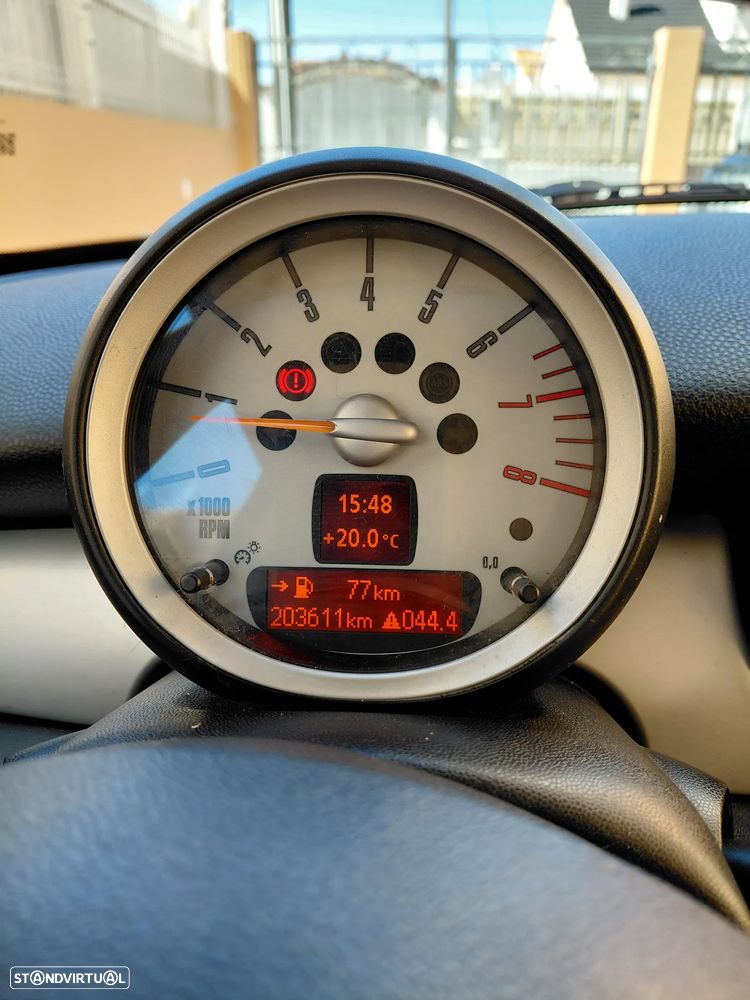 MINI 3 Portas One - 14