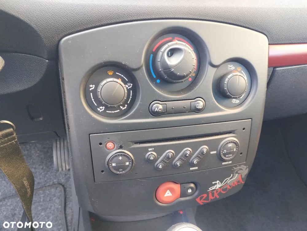 Renault Clio 1.2 16V Rip Curl - 18