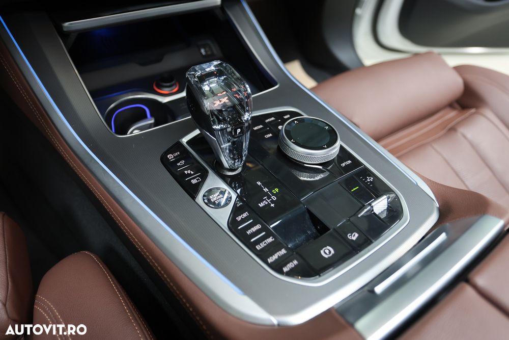 BMW X5 xDrive45e - 23