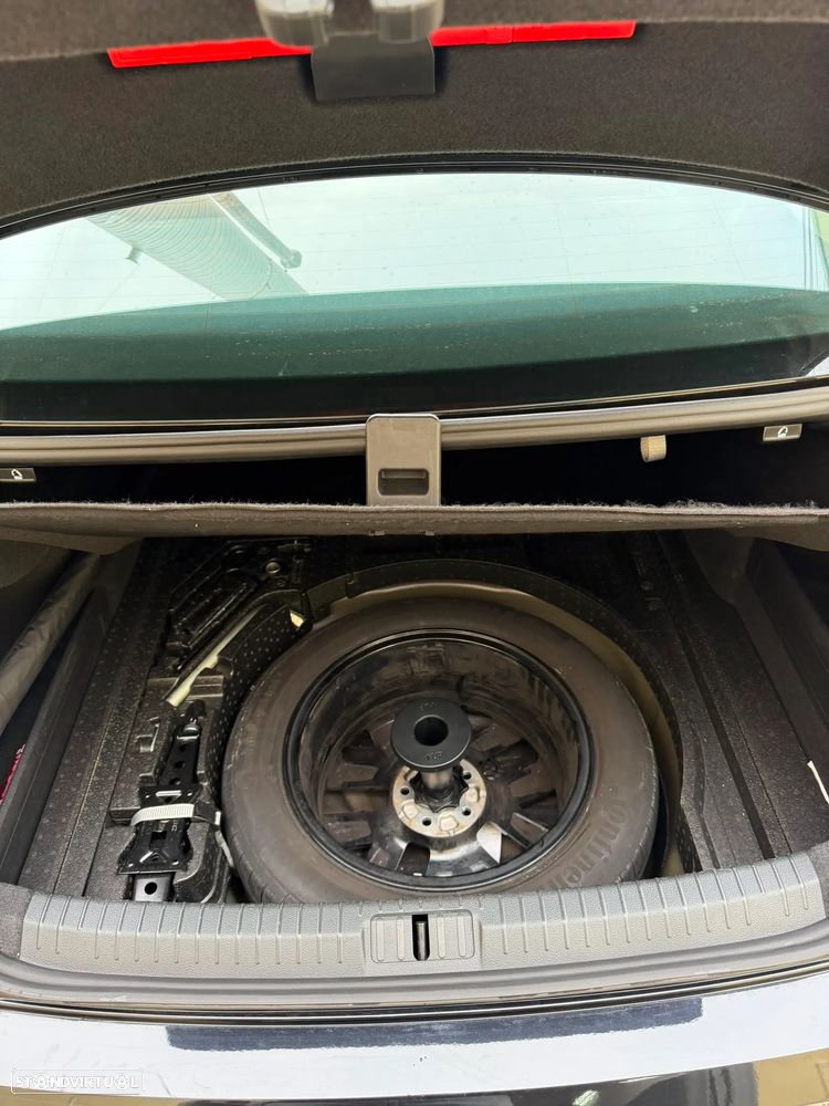 VW Passat 2.0 TDI Highline DSG - 28