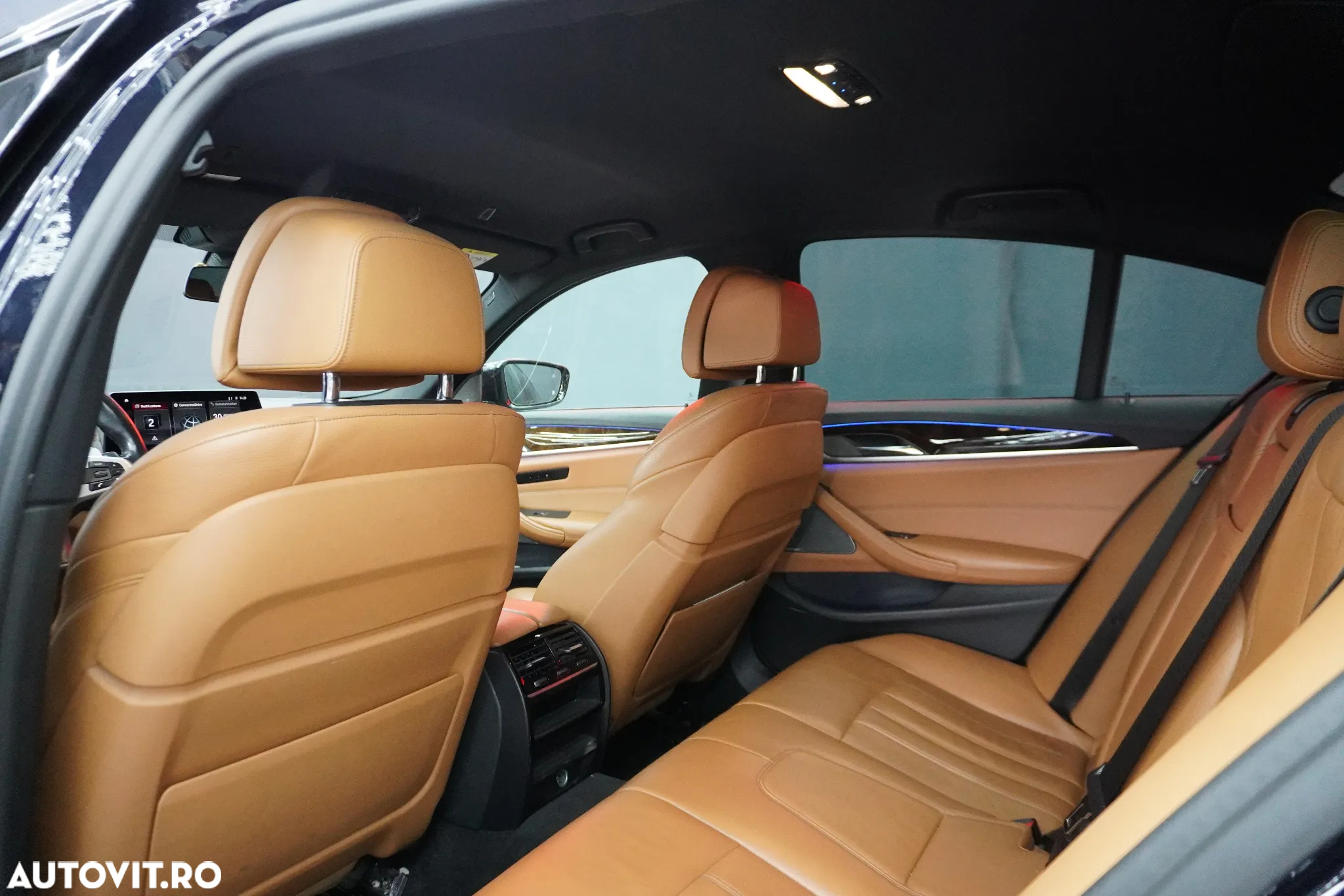 BMW Seria 5 530d xDrive AT - 4