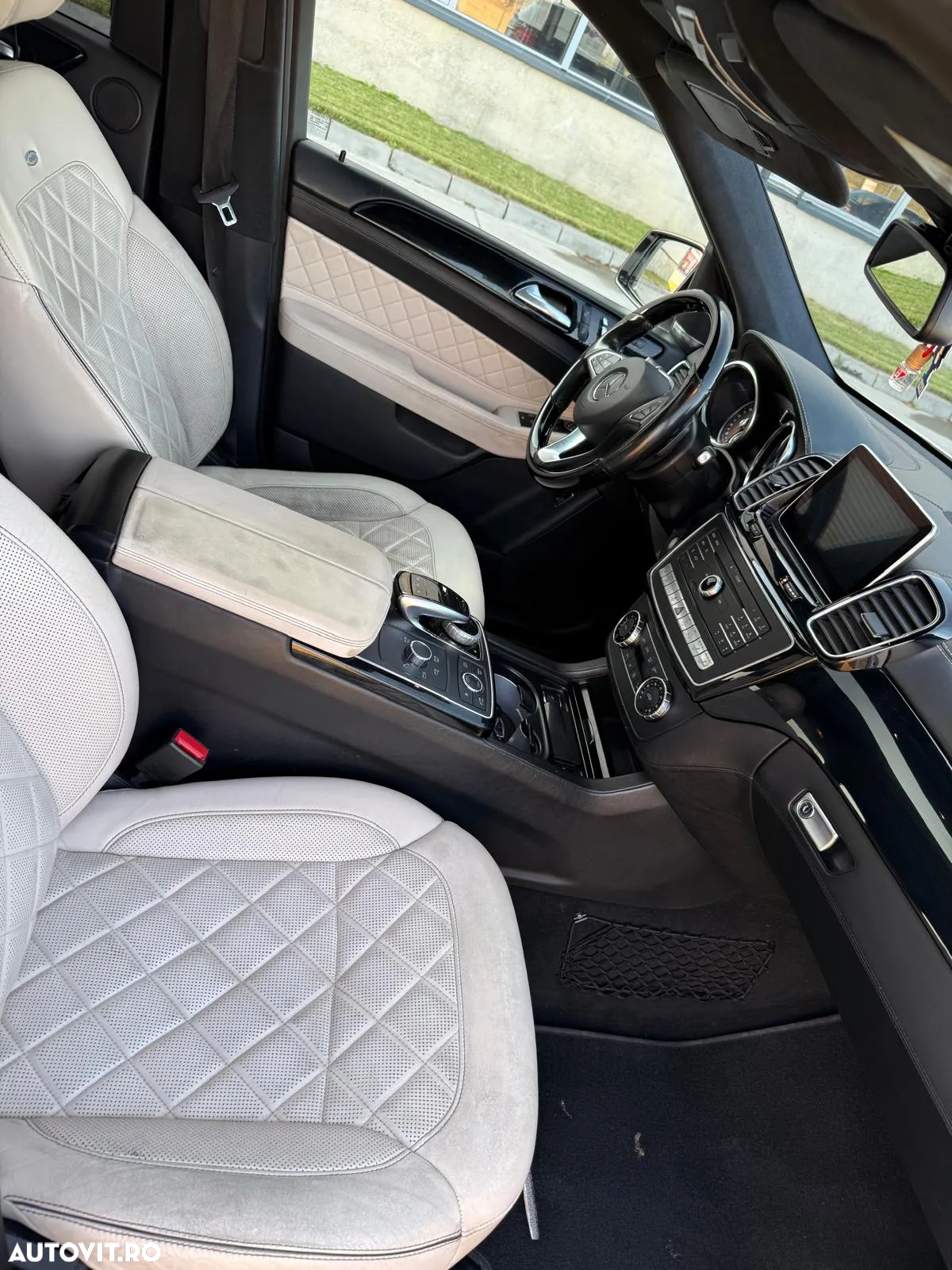 Mercedes-Benz GLE 350 d 4MATIC - 12