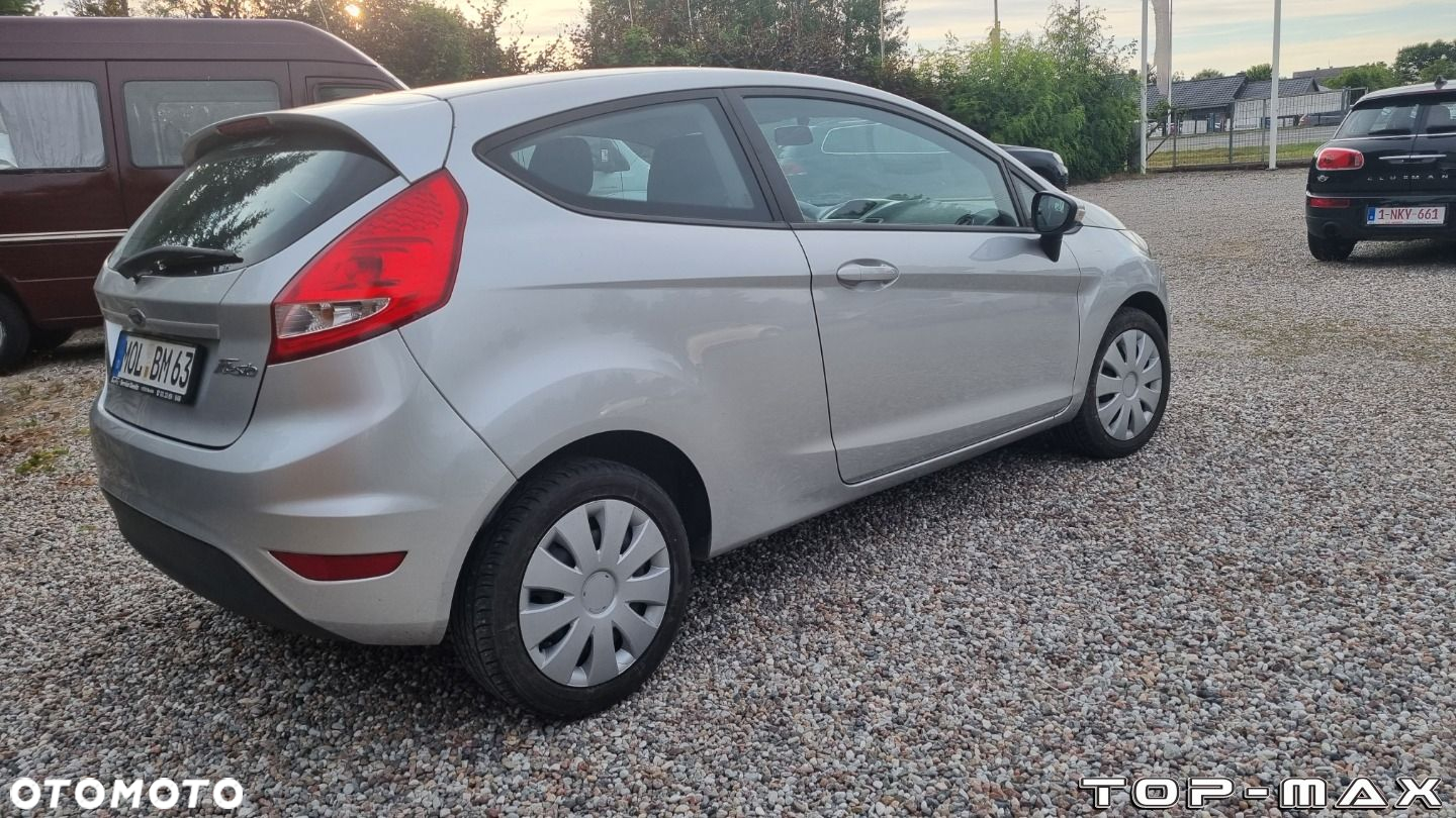 Ford Fiesta - 9