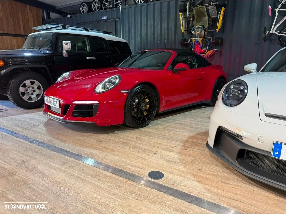 Porsche 911 (991) Carrera GTS PDK - 9