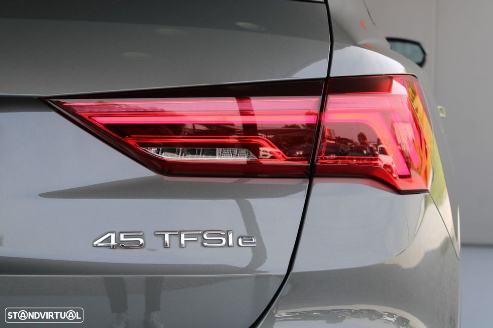 Audi Q3 45 TFSIe S line S tronic - 29