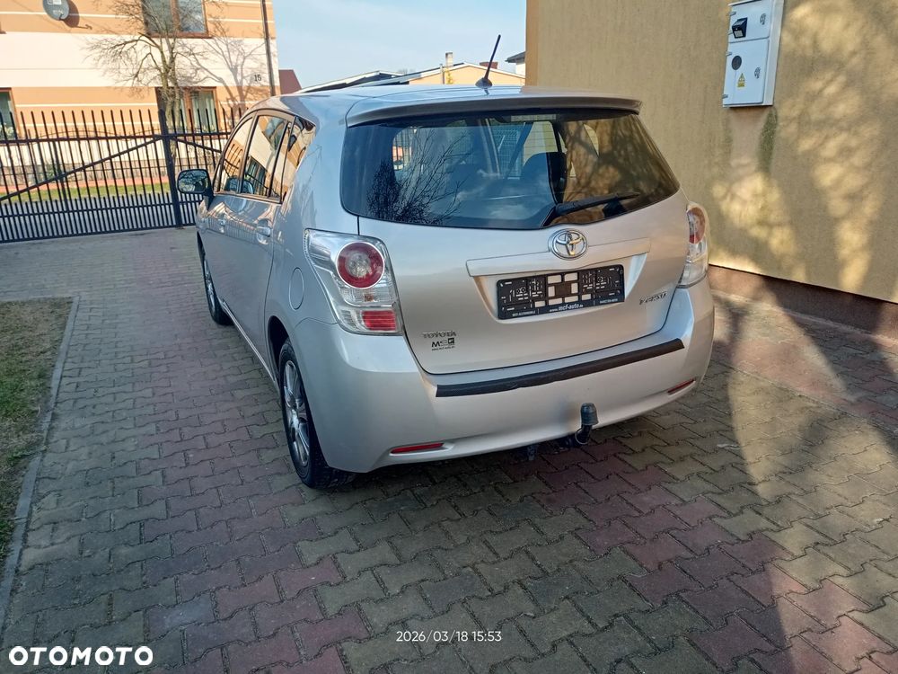 Toyota Verso 1.6 Edition - 9