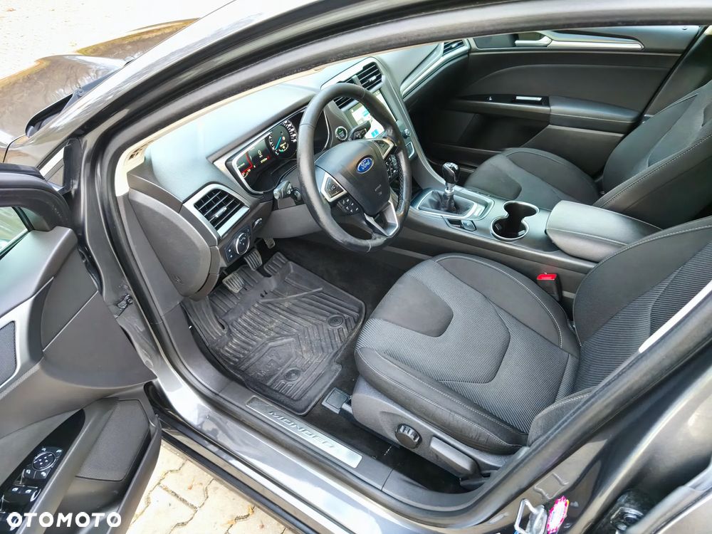 Ford Mondeo 2.0 TDCi Titanium - 8