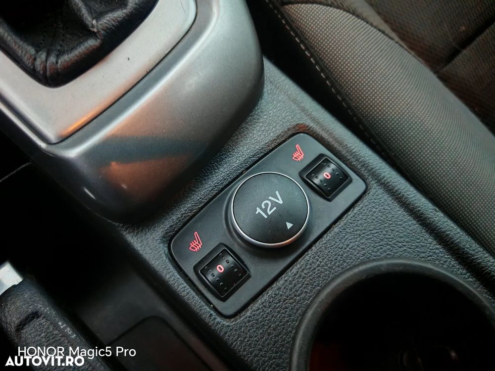 Ford Focus 1.6 TDCI DPF Trend - 7