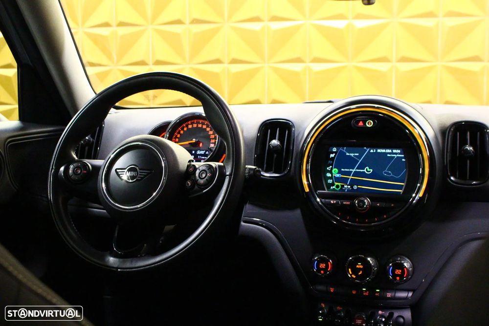 MINI Countryman One D 4Business - 18