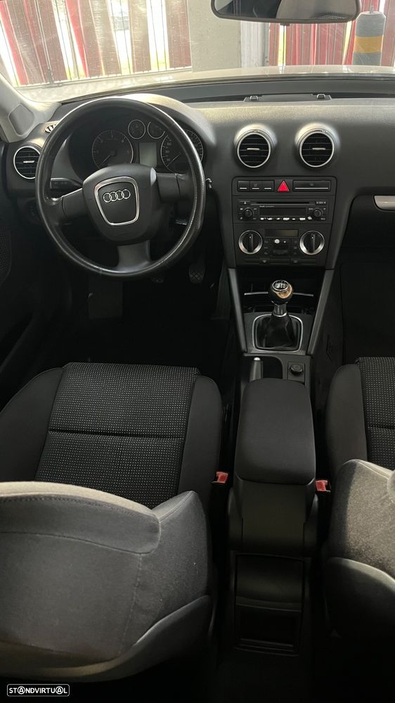 Audi A3 Sportback 2.0 TDi Sport - 11