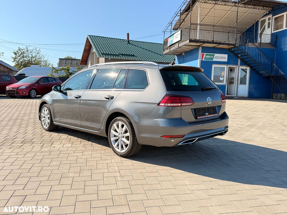 Volkswagen Golf - 3