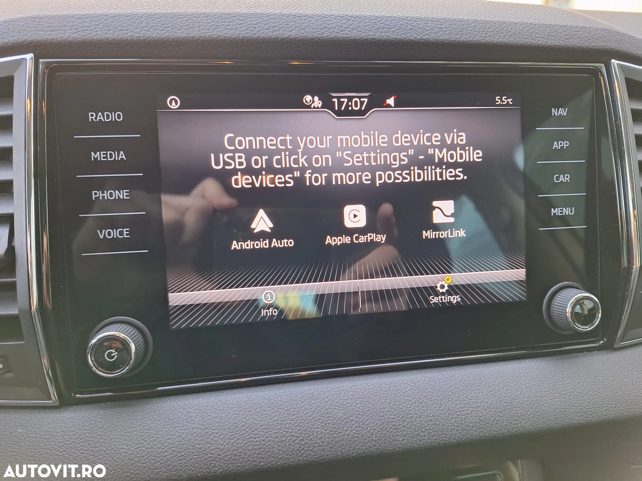 Skoda Karoq 1.5 TSI Ambition - 21