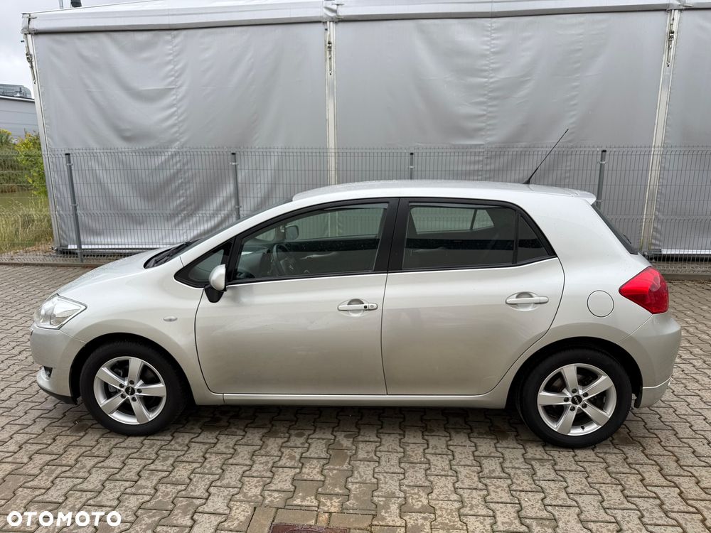 Toyota Auris 1.6 VVT-i Premium MM - 4