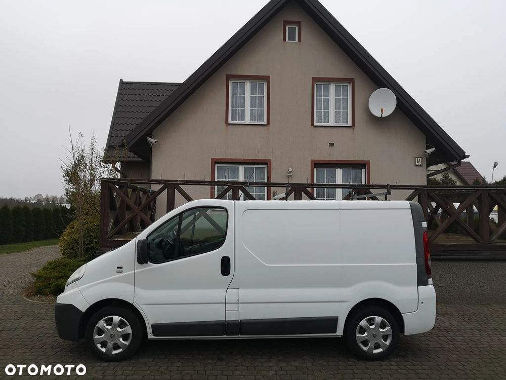 Renault Trafic 2.0dCi - 7