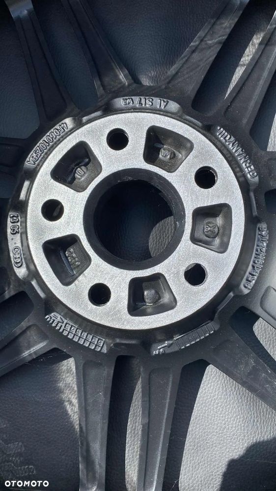 AUDI OEM 19" 8,5j ET48 - 6